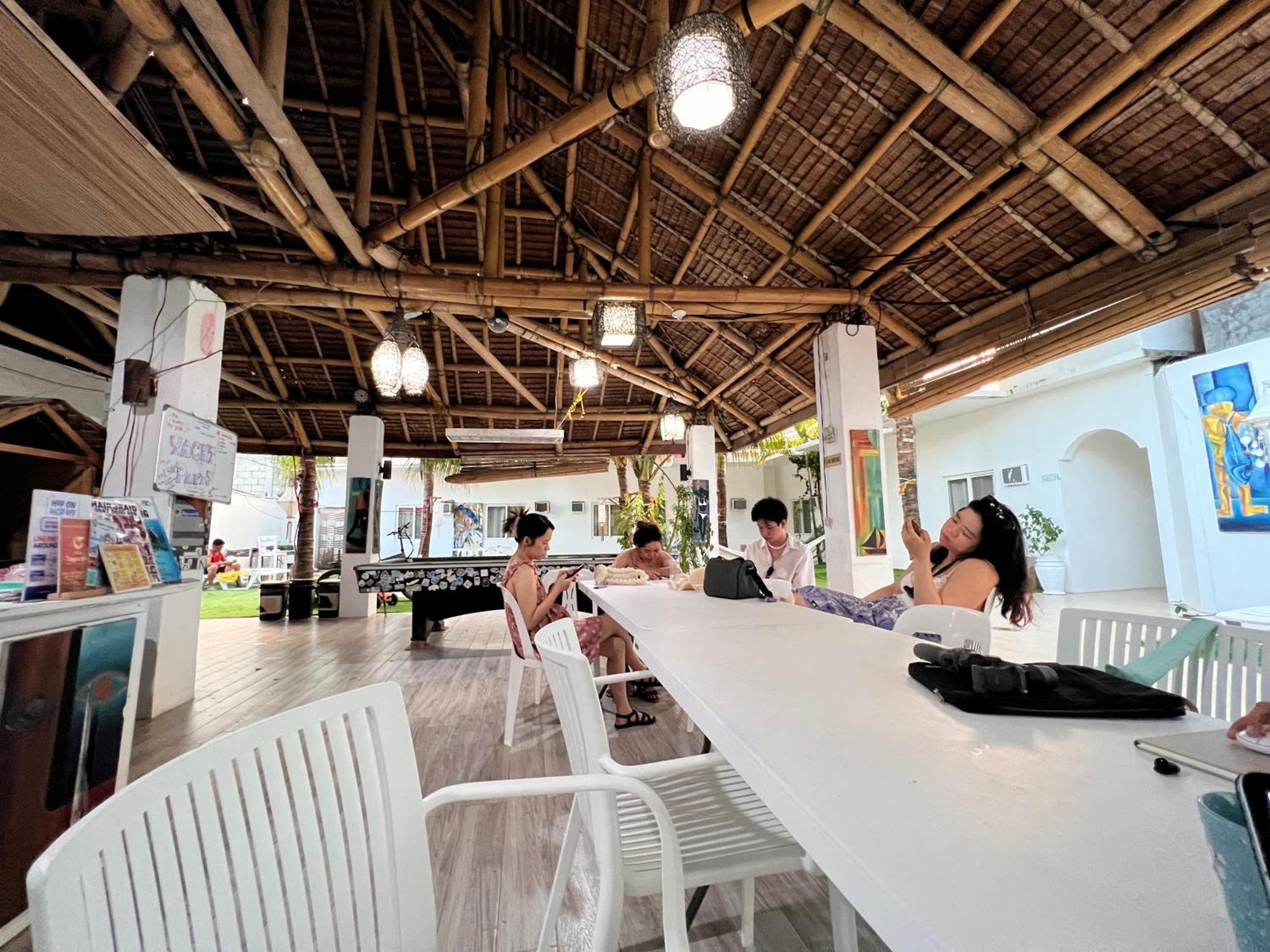 Auberge de jeunesse Boracay Backpackers à Balabag  Extérieur photo