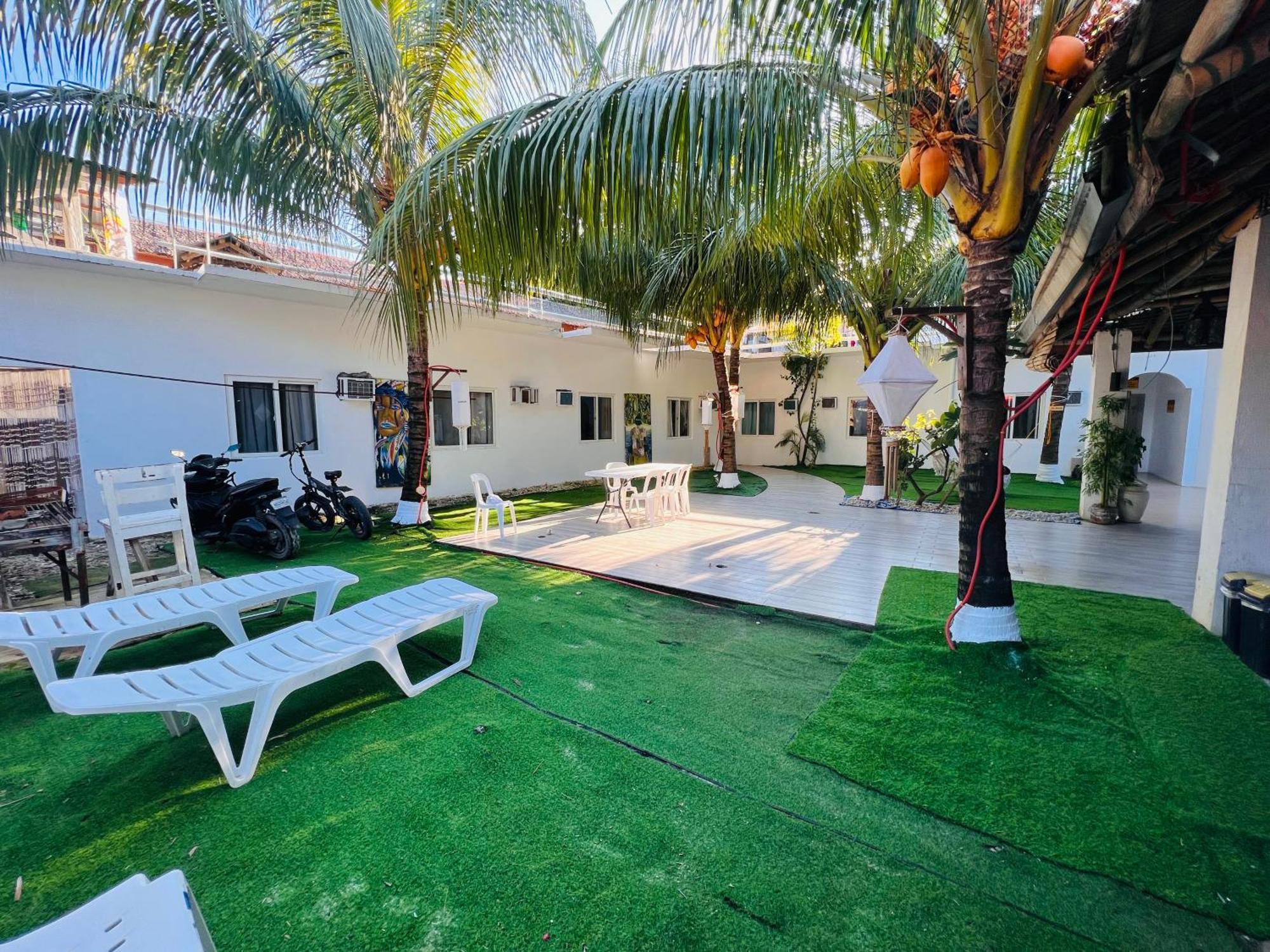 Auberge de jeunesse Boracay Backpackers à Balabag  Extérieur photo