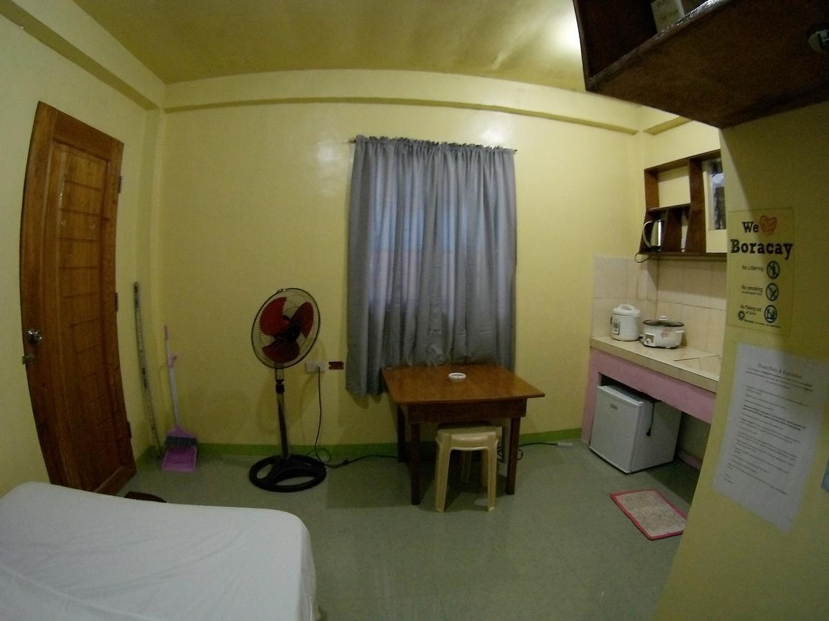 Auberge de jeunesse Boracay Backpackers à Balabag  Extérieur photo